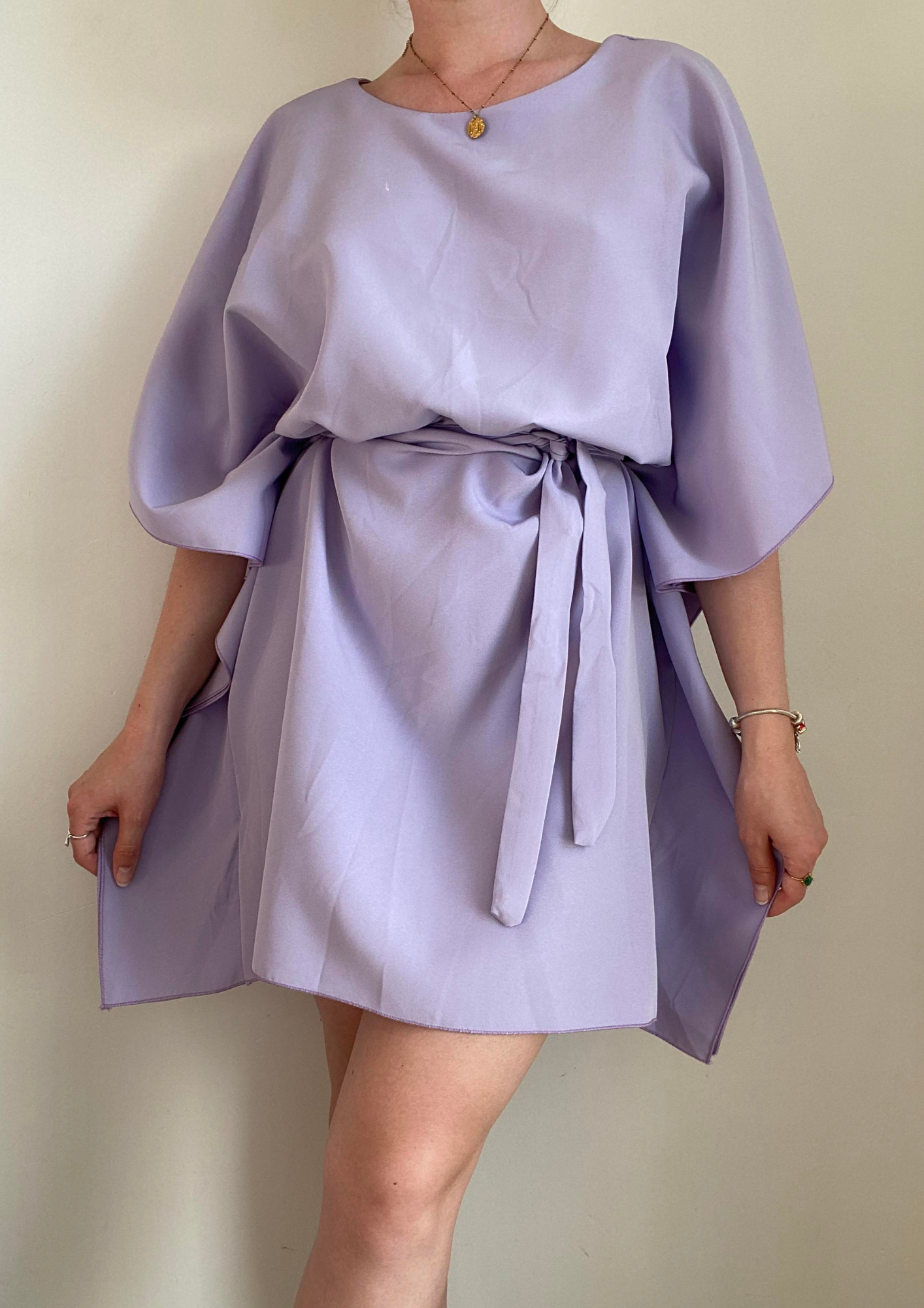 Robe à volants mauve
