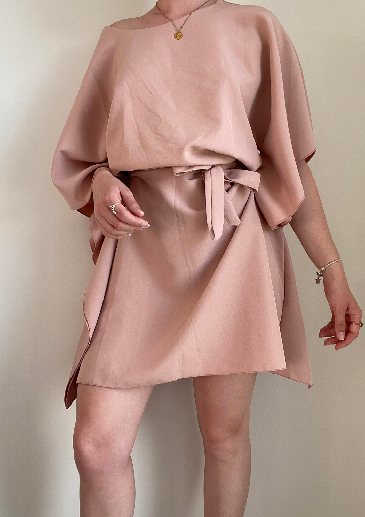 Robe à volants rose