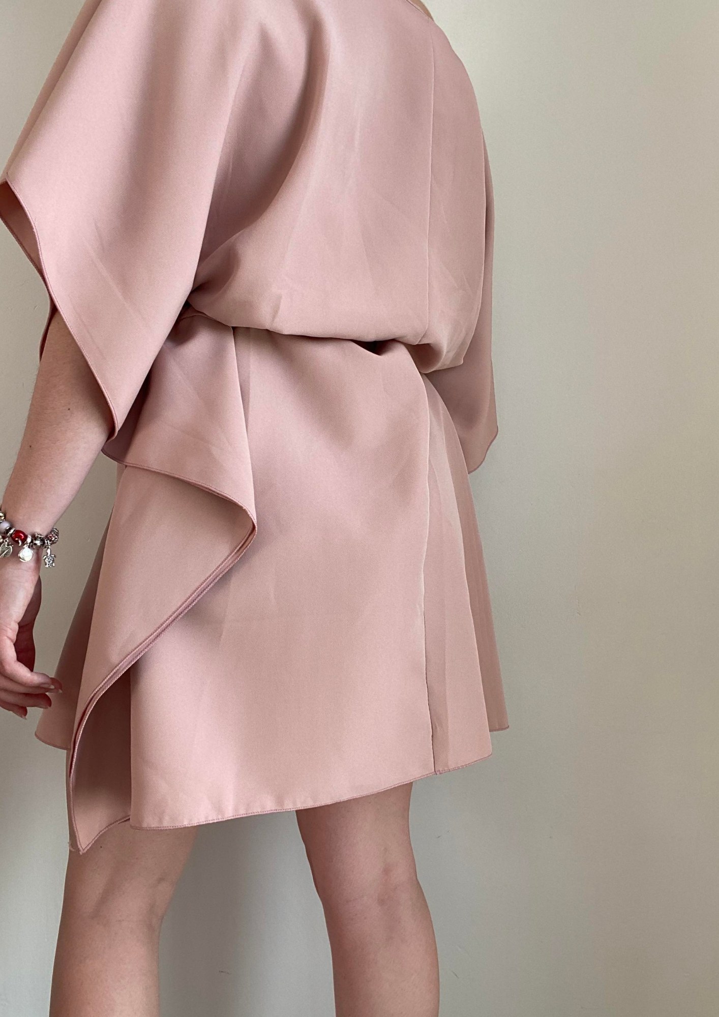 Robe à volants rose