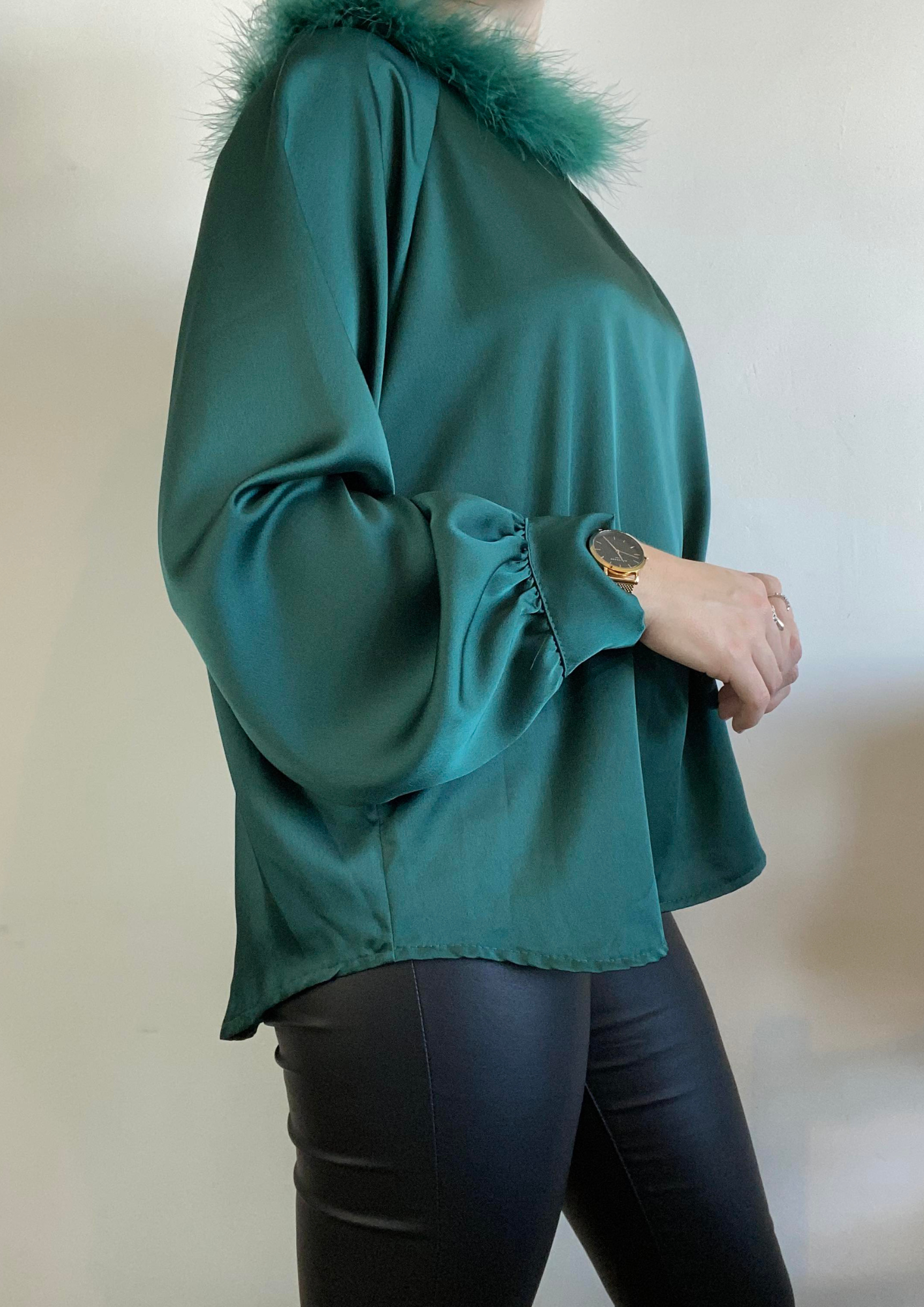 Blouse en satin vert sapin