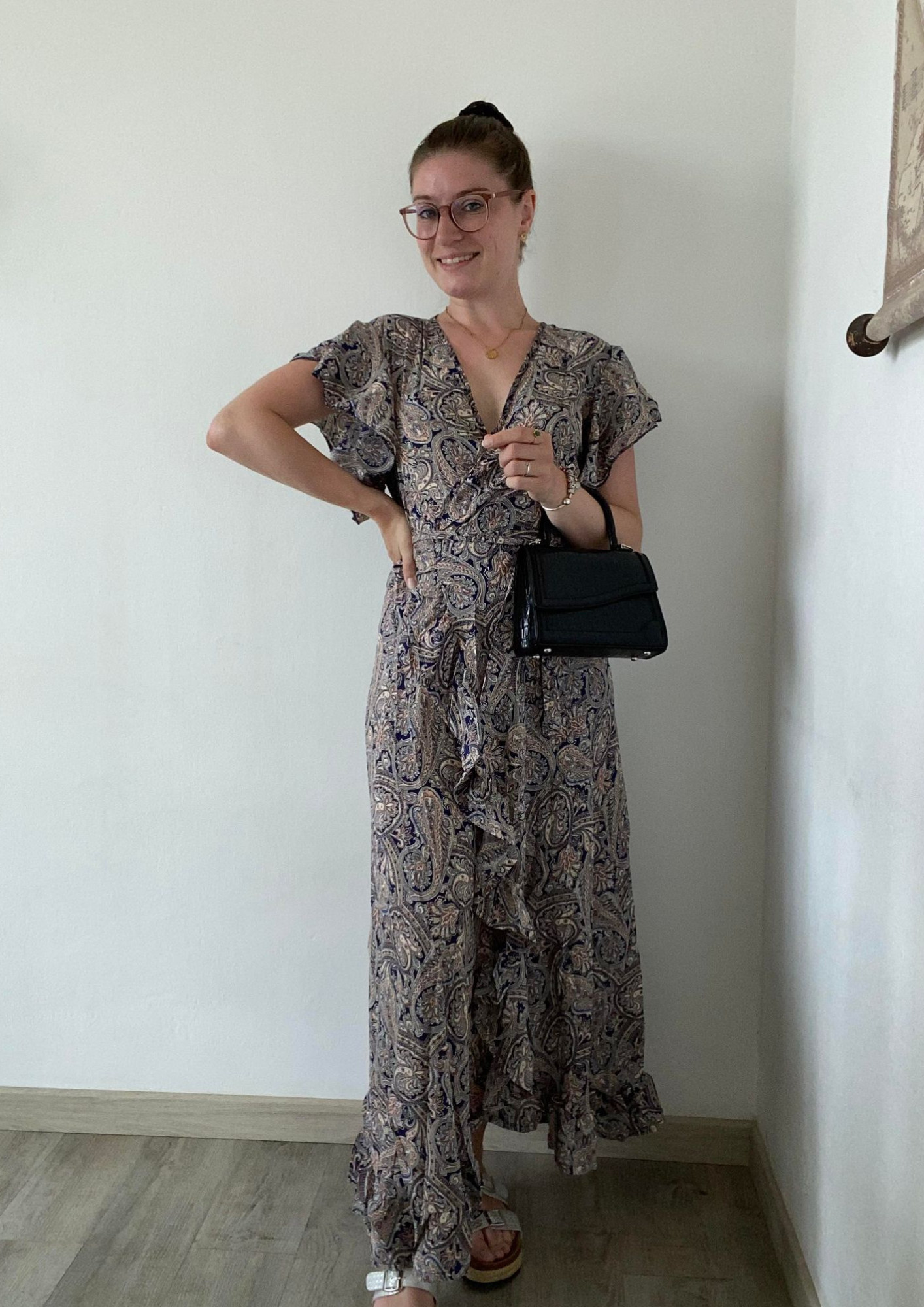 Robe bleue à imprimé fleurs