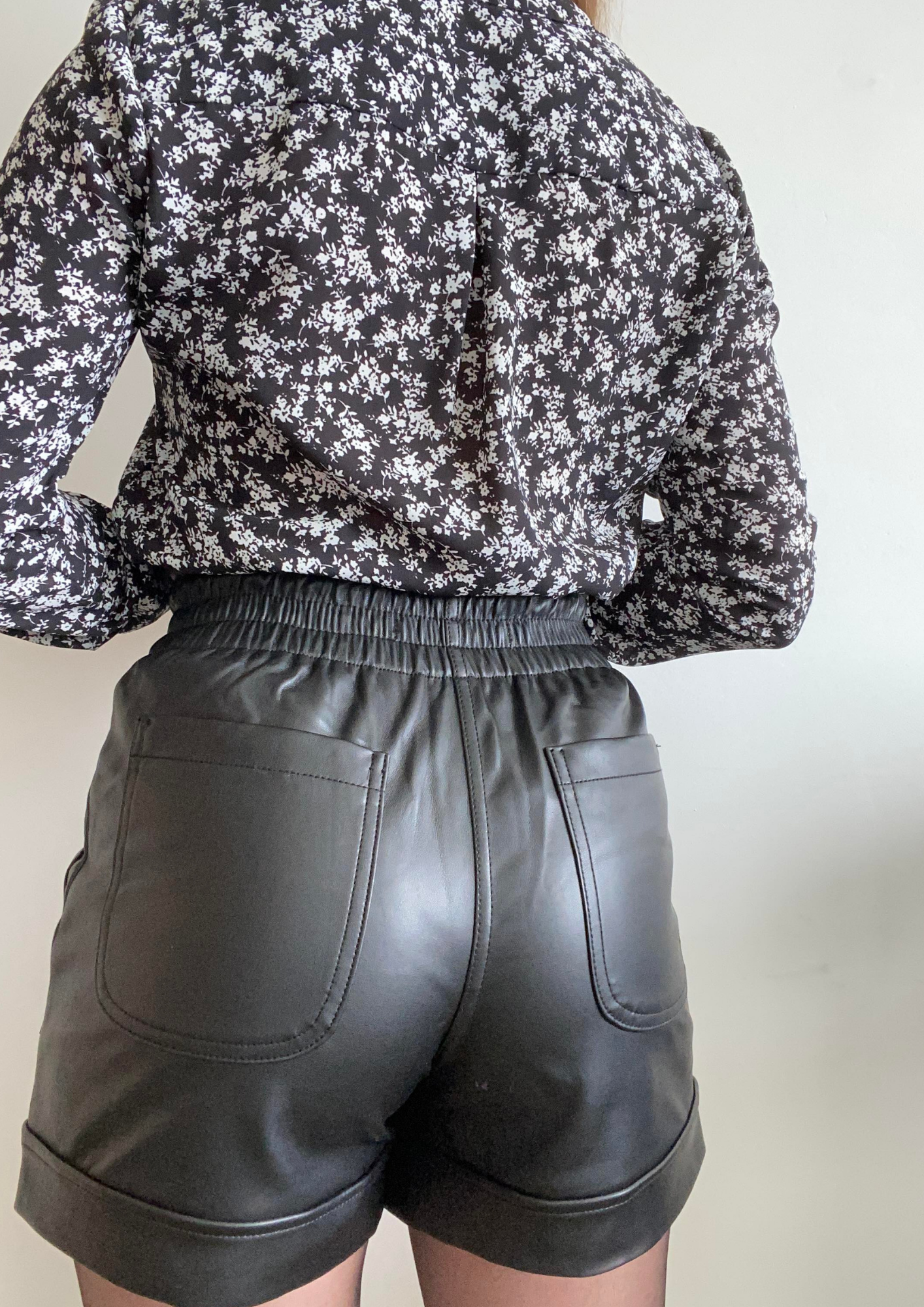 Short simili cuir
